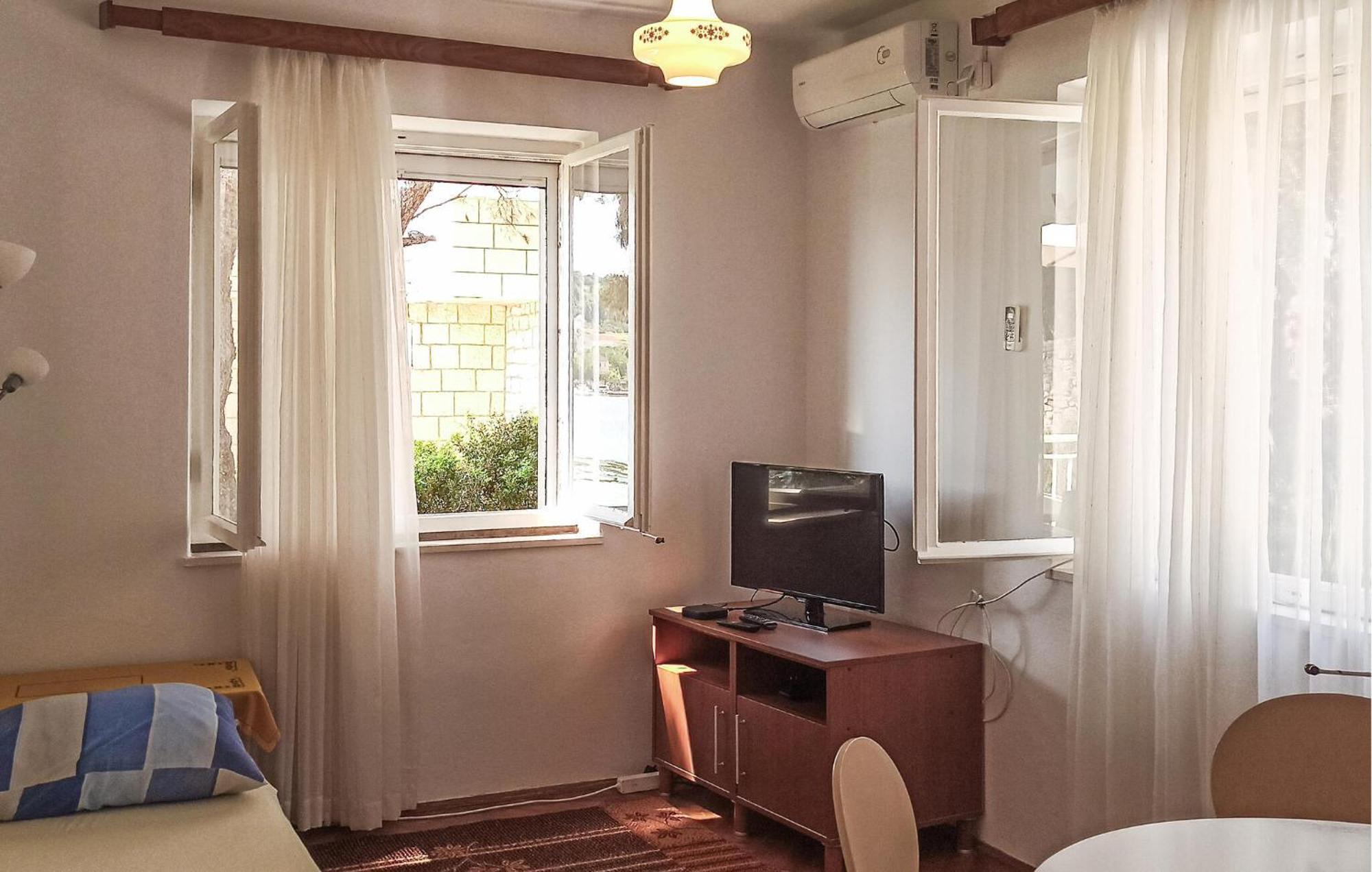 Amazing Apartment In Lumbarda With Kitchen Zewnętrze zdjęcie
