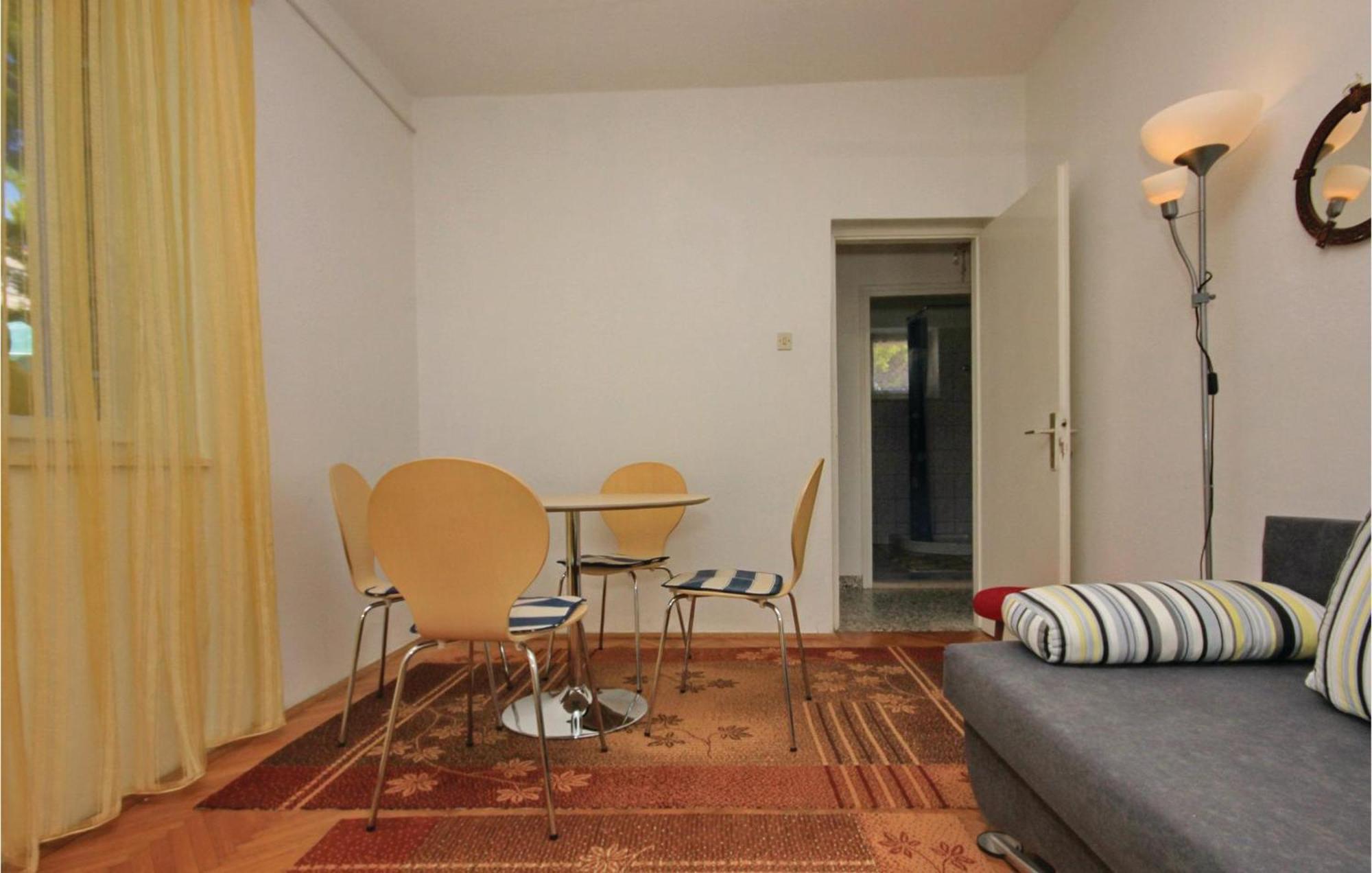 Amazing Apartment In Lumbarda With Kitchen Zewnętrze zdjęcie