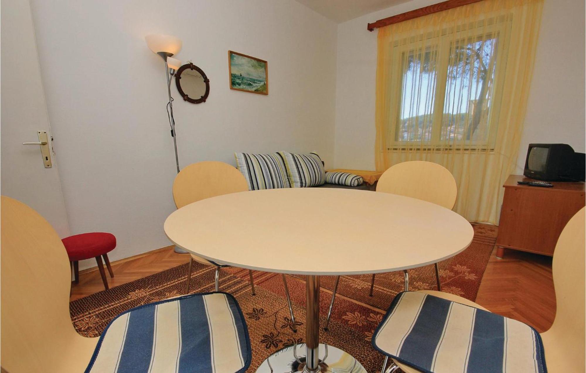 Amazing Apartment In Lumbarda With Kitchen Zewnętrze zdjęcie